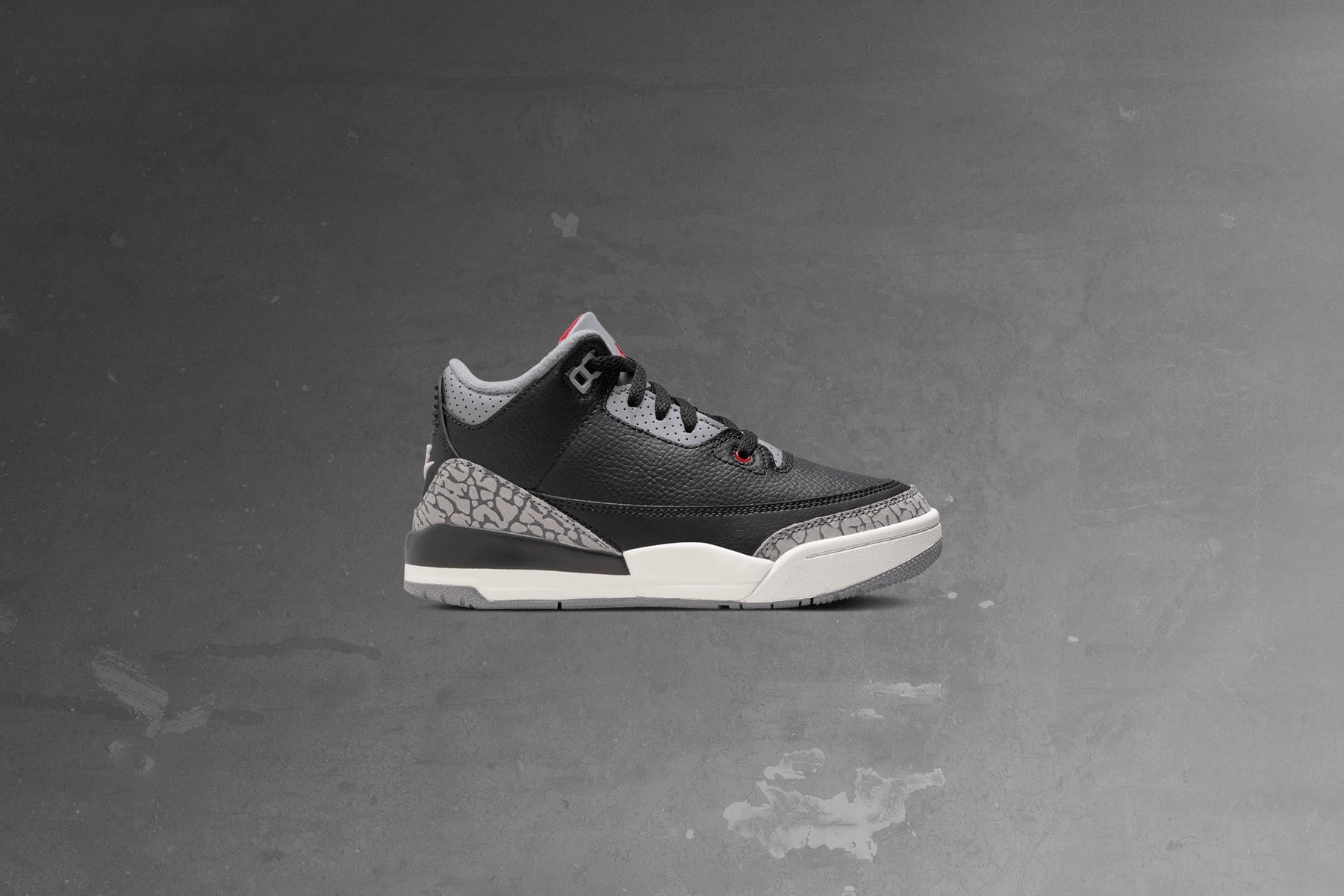Air Jordan 3 Retro (PS) 'Black Cement' - Black/Fire Red/Cement Grey/Summit White