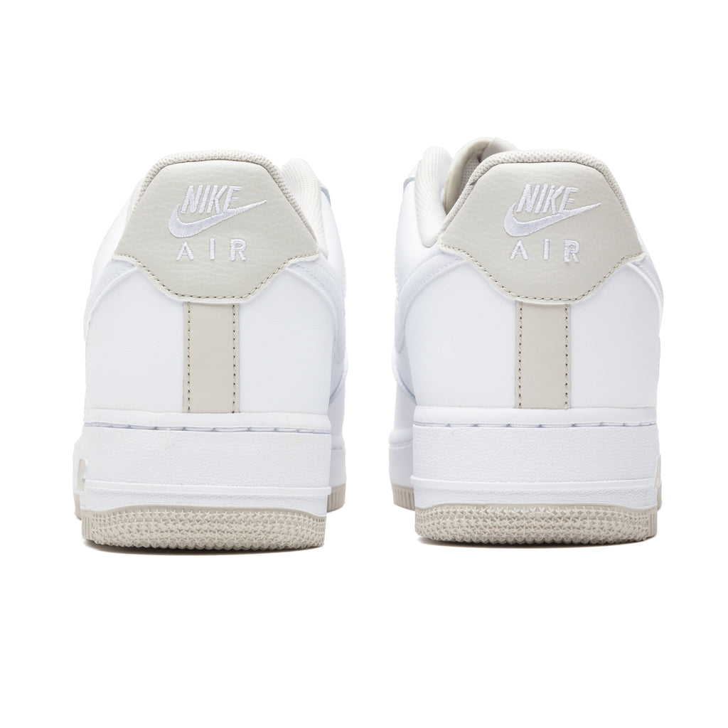 Air Force 1 '07 - White/Light Bone