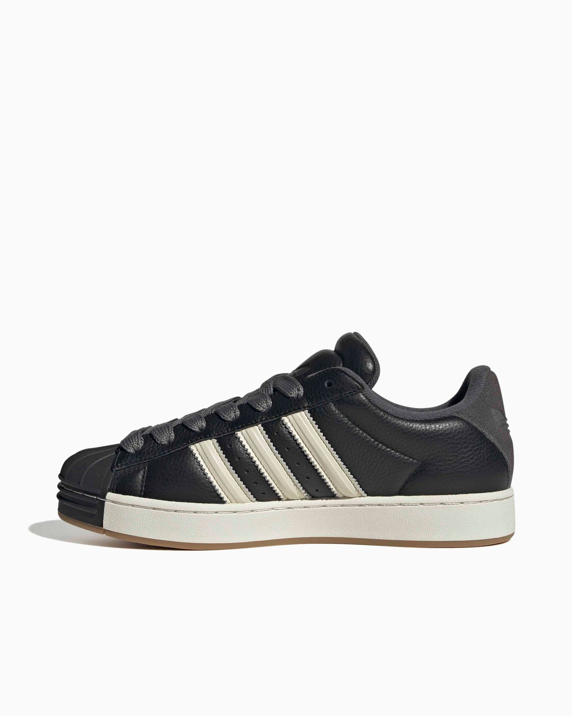 adidas Originals Superstar ST