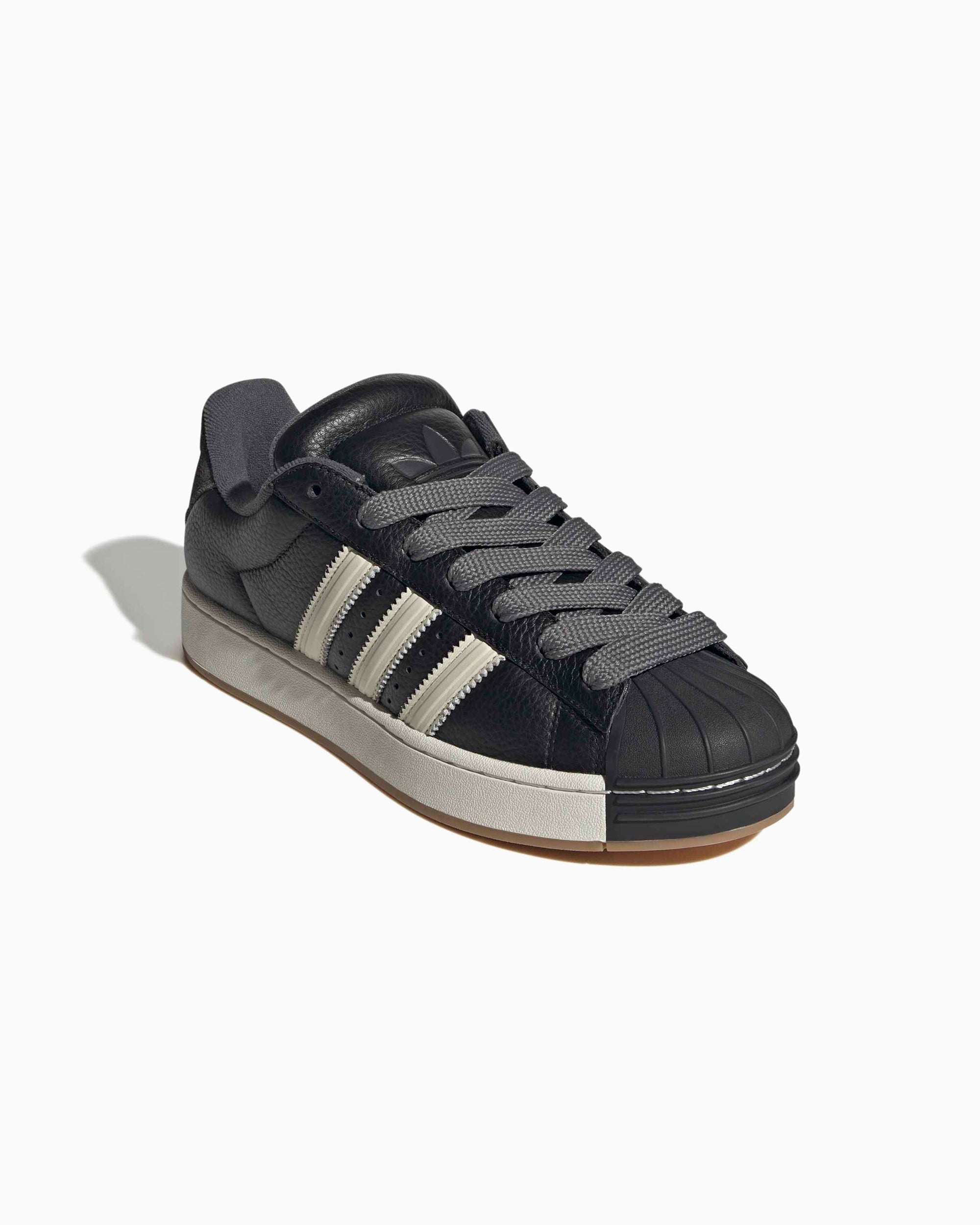 adidas Originals Superstar ST
