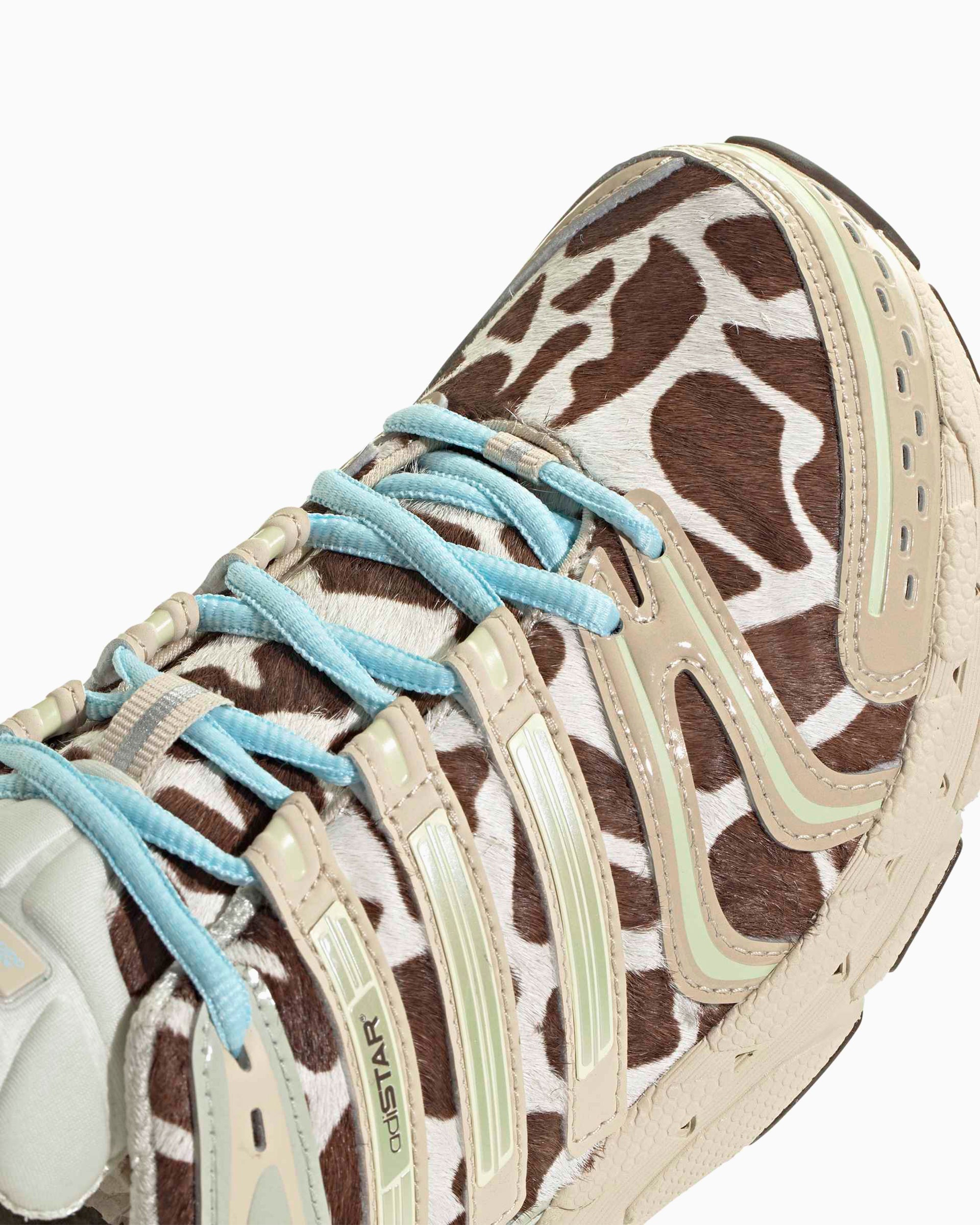 adidas Originals Women's Adistar Control 5 "Giraffe"