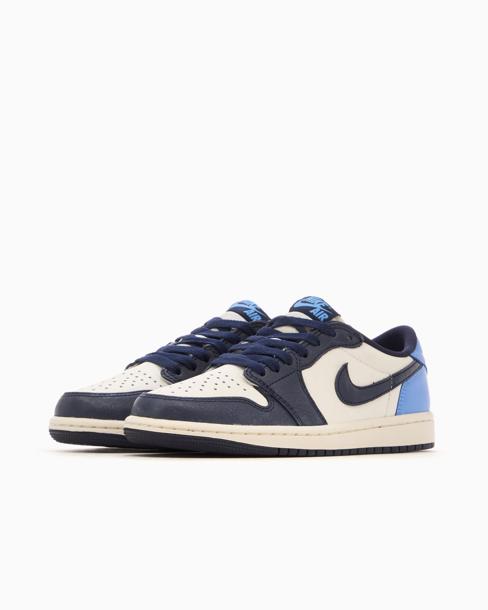 Air Jordan 1 Low Retro Low OG "Obsidian"