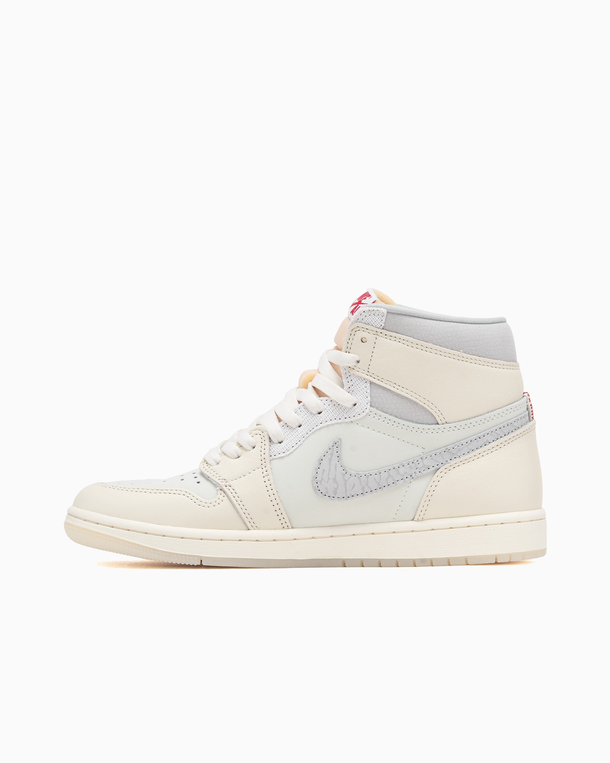 Air Jordan 1 Retro High OG "Sail University Red"