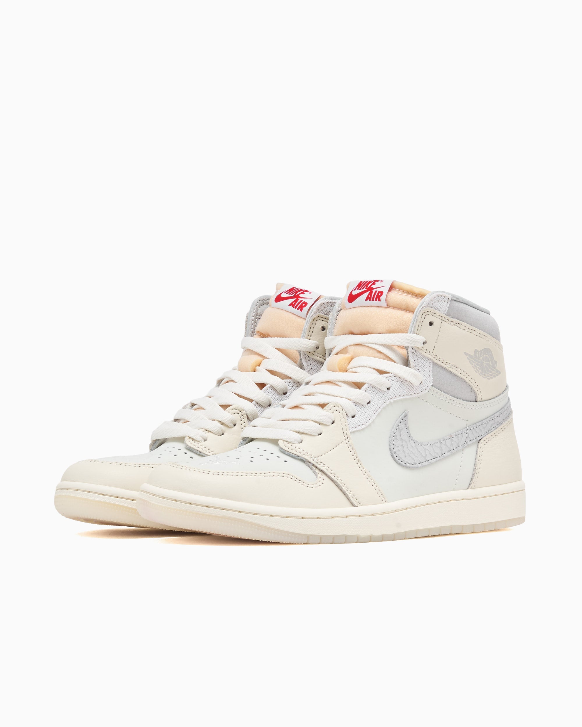 Air Jordan 1 Retro High OG "Sail University Red"