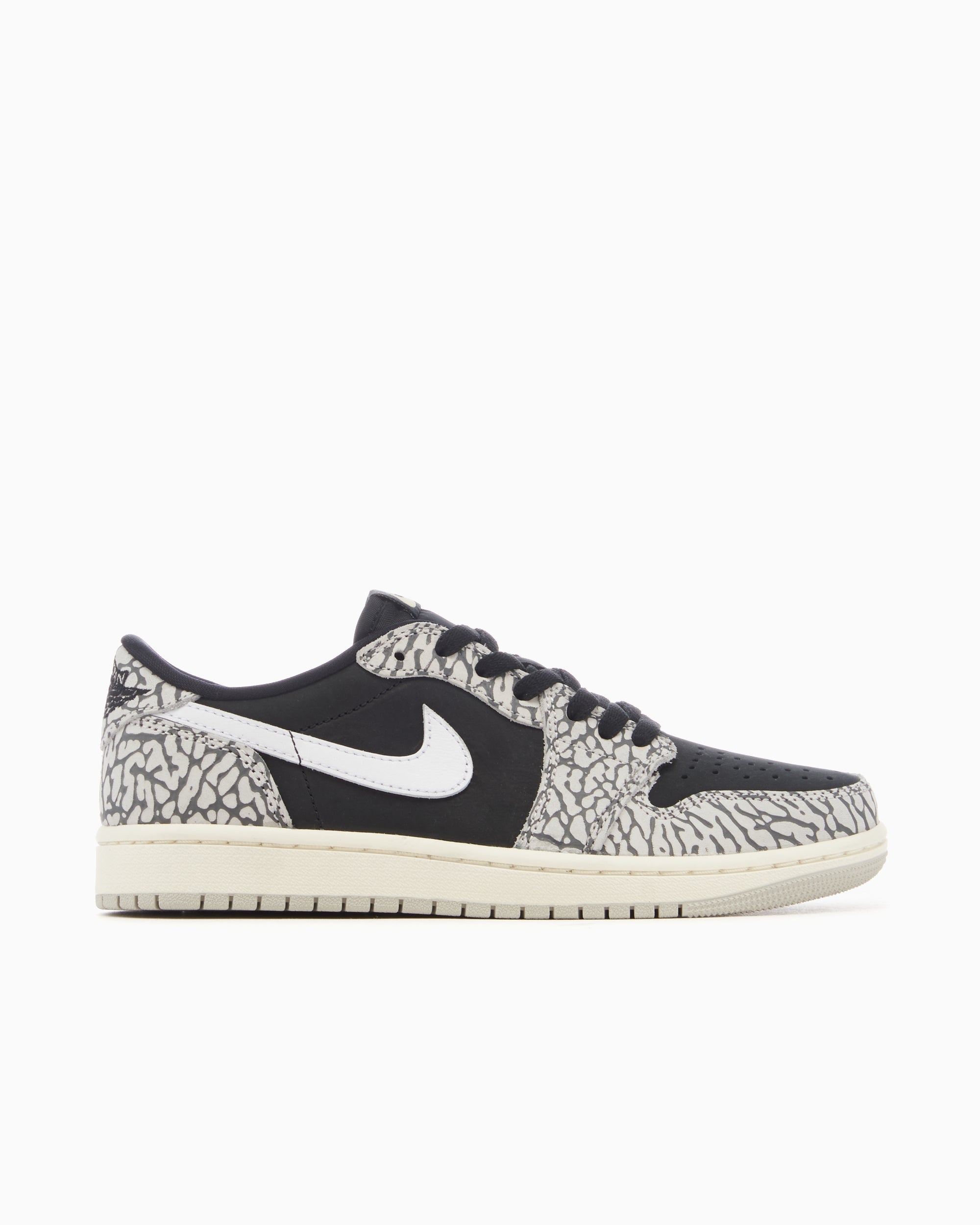 Air Jordan 1 Retro Low OG "Black Cement"