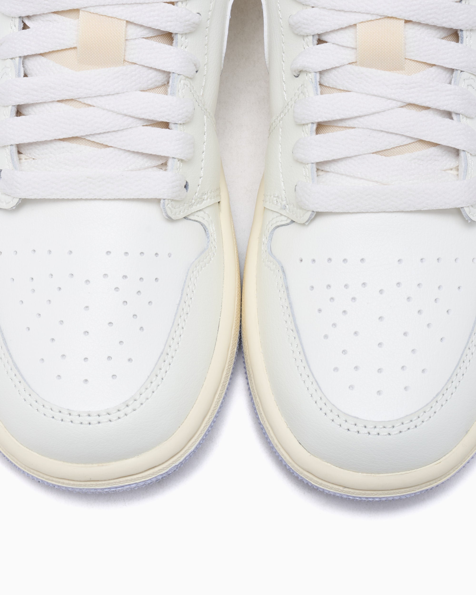 Air Jordan Women's 1 Low