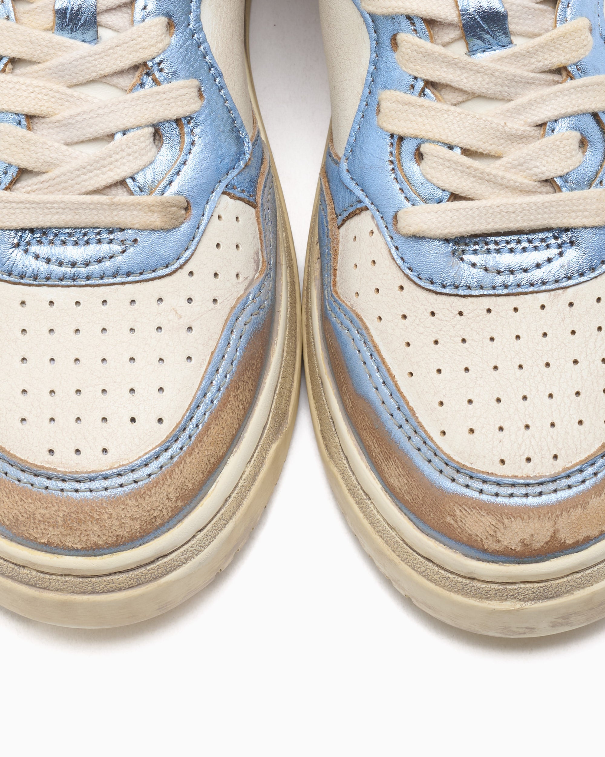 Autry Women's Medalist Low Super Vintage