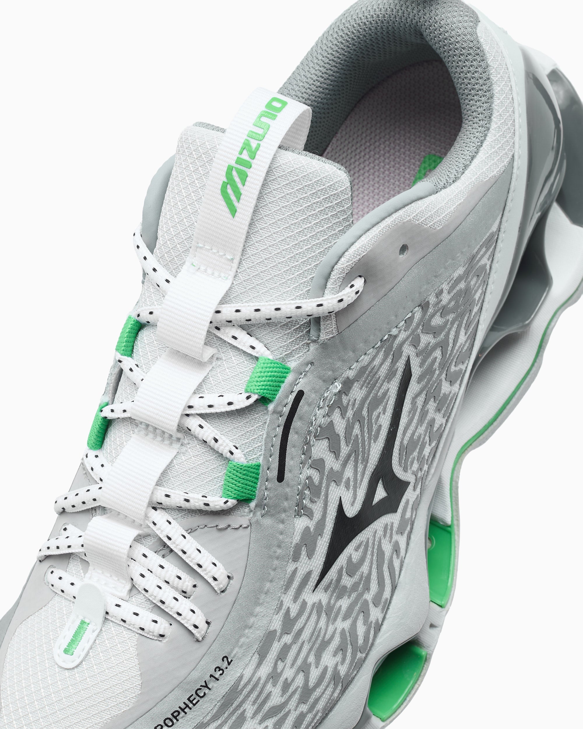 Mizuno Wave Prophecy 13.2