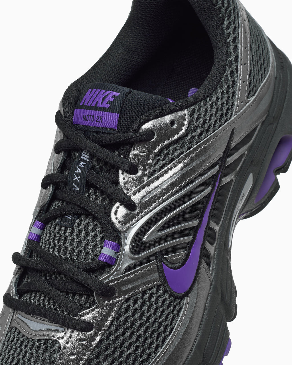 Nike Air Max Moto 2k