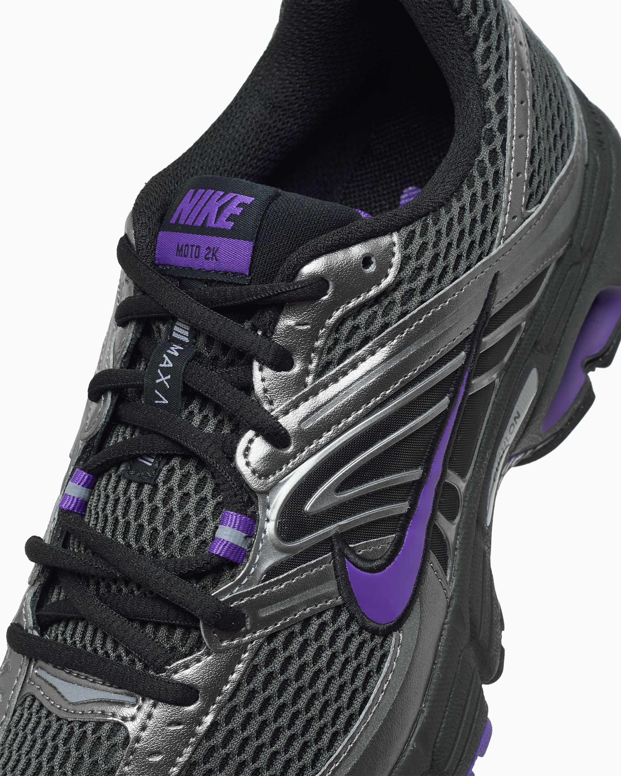 Nike Air Max Moto 2k