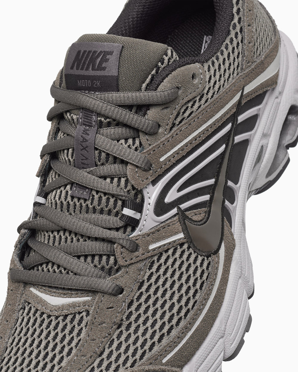 Nike Air Max Moto 2K