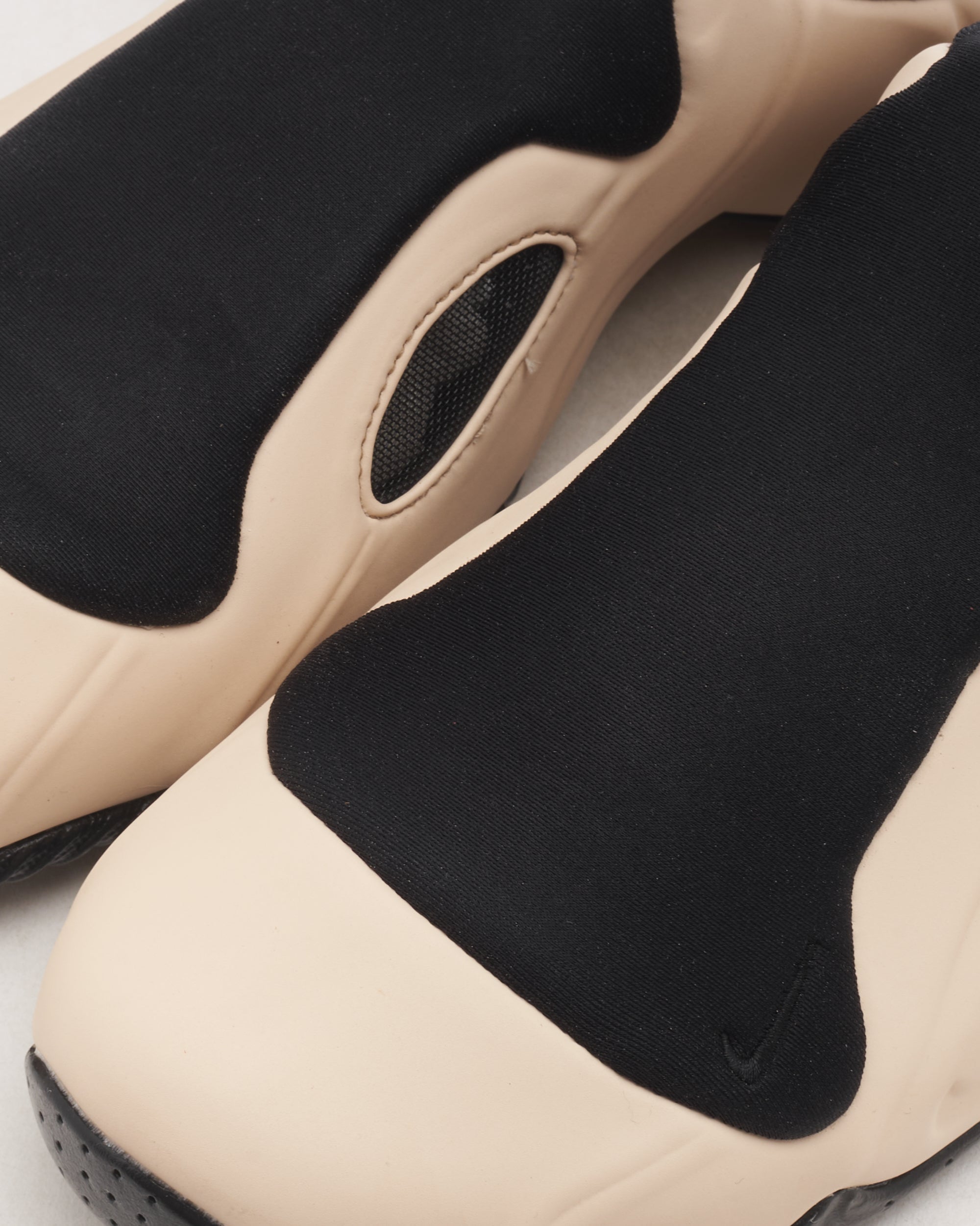 Nike Clogposite