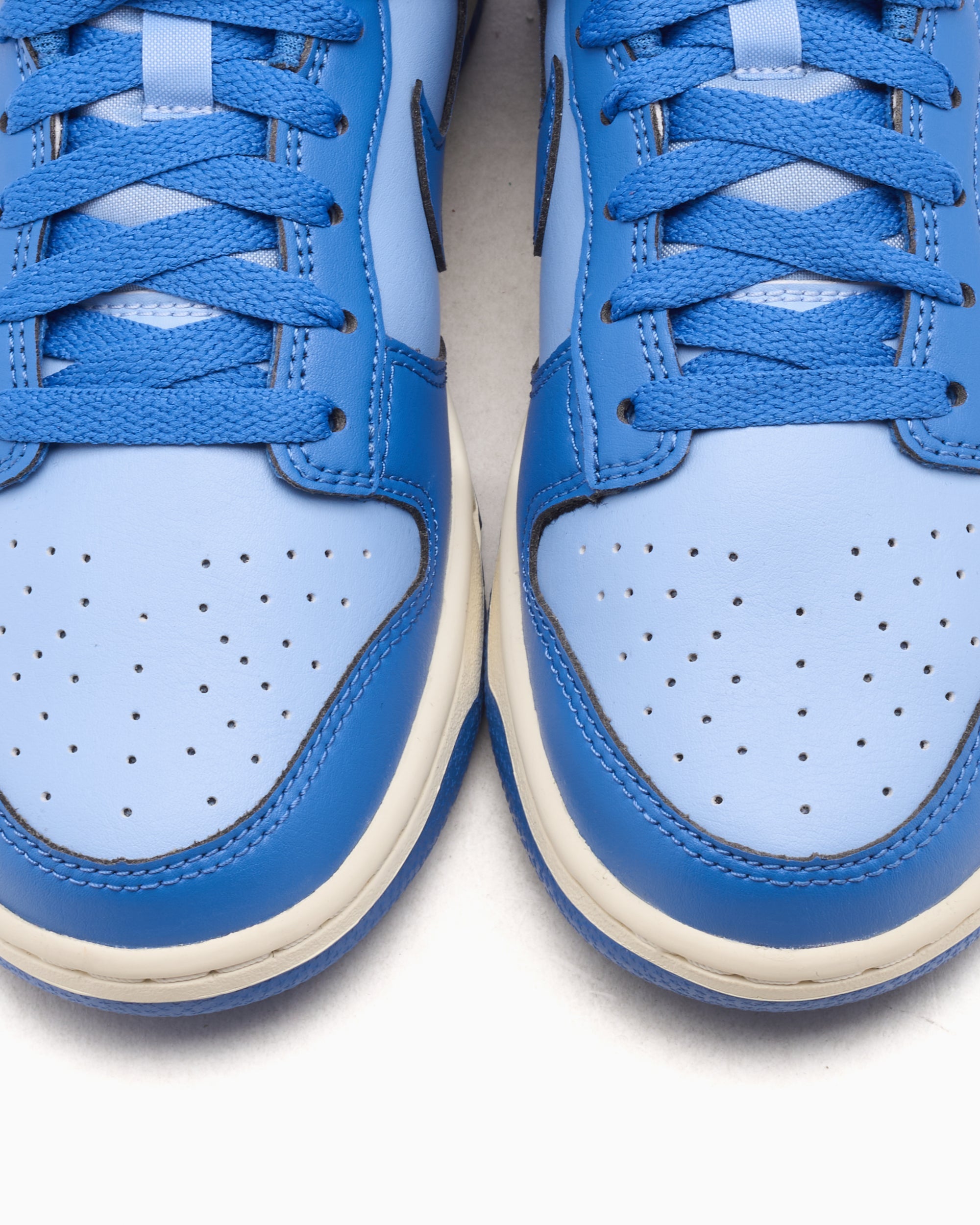 Nike Dunk Low Retro "Psychic Blue"