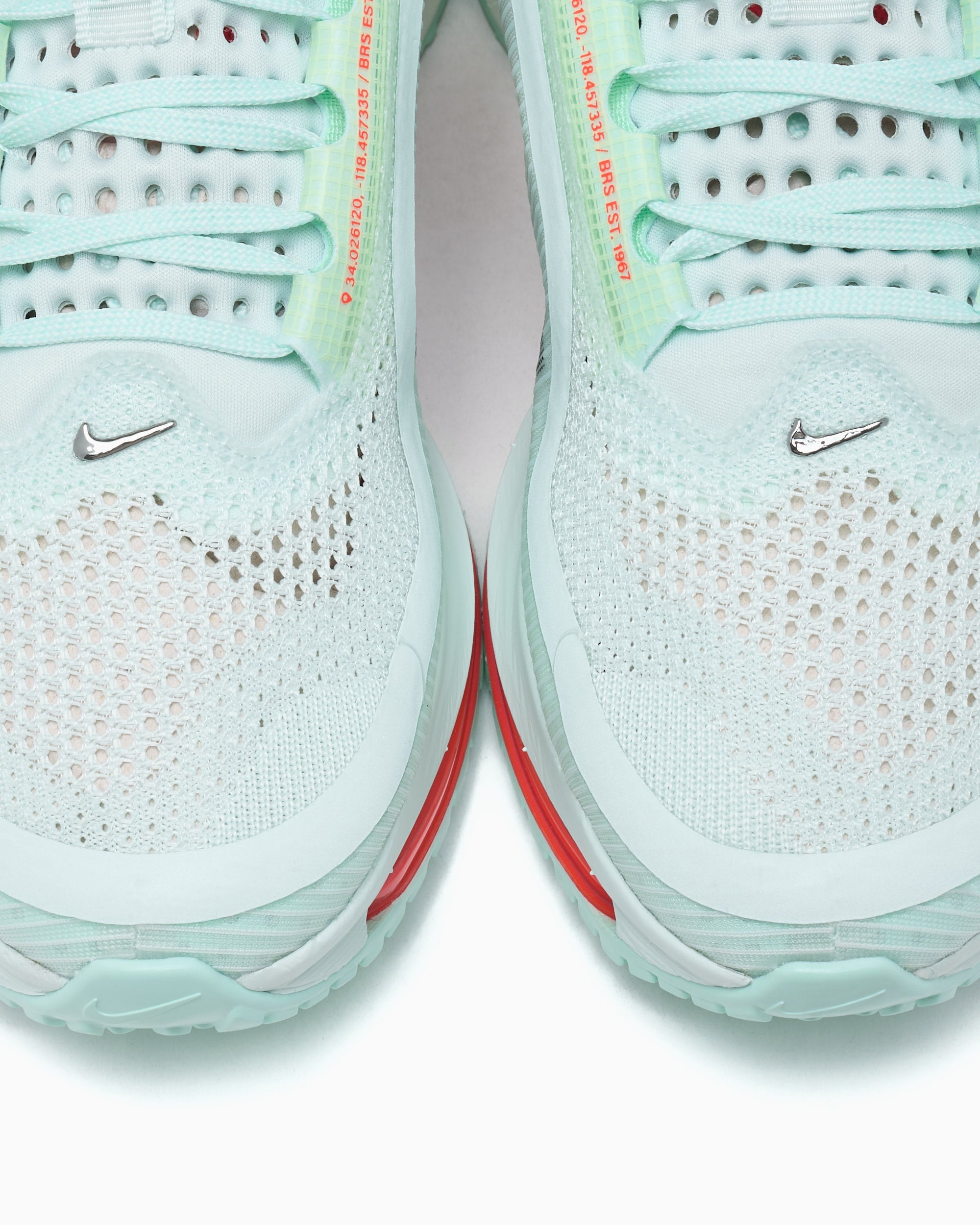 Nike Pegasus Premium "Barely Green"