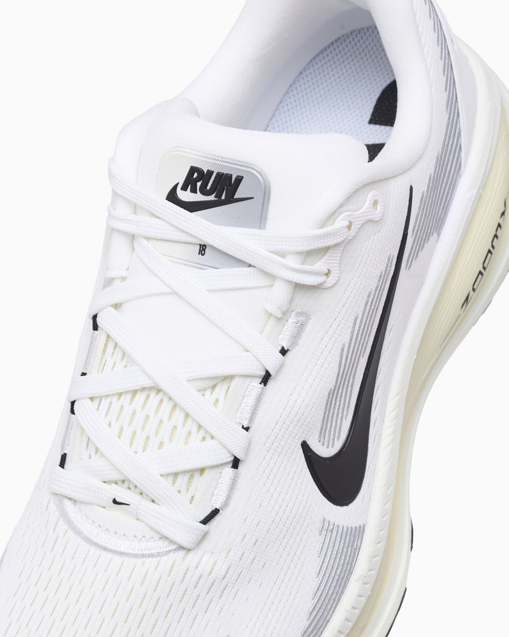 Nike Vomero 18