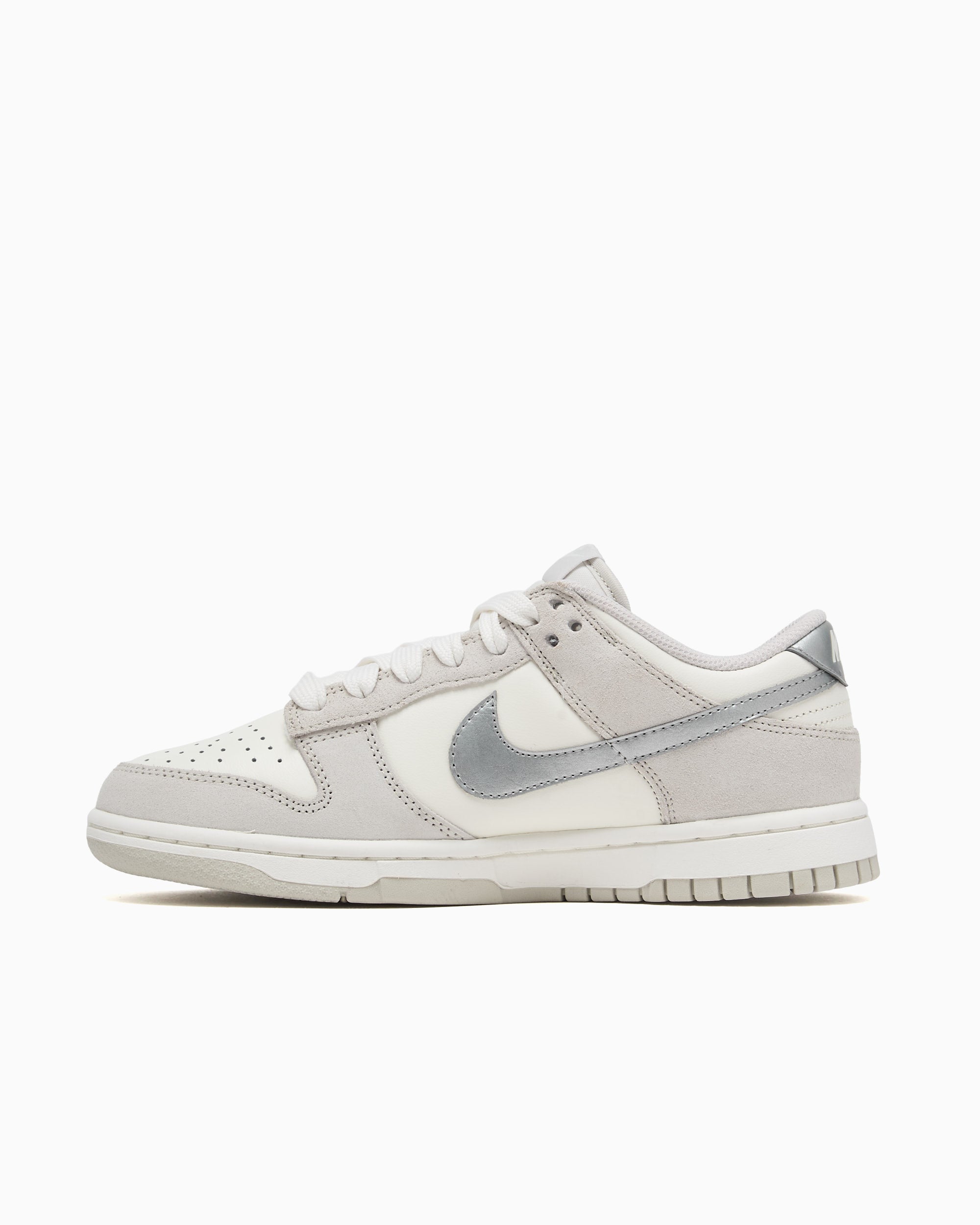 Nike Women's Dunk Low