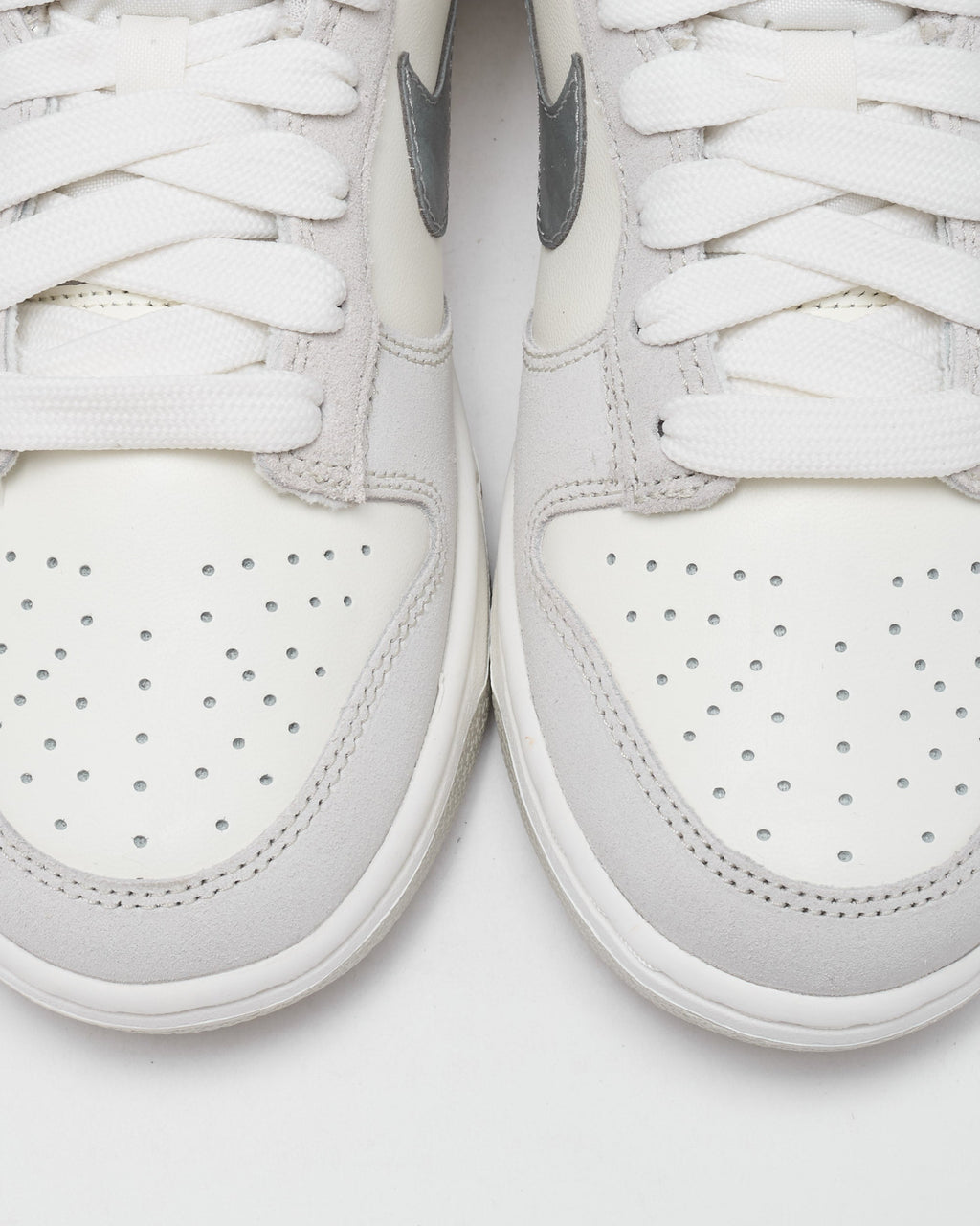Nike Women's Dunk Low