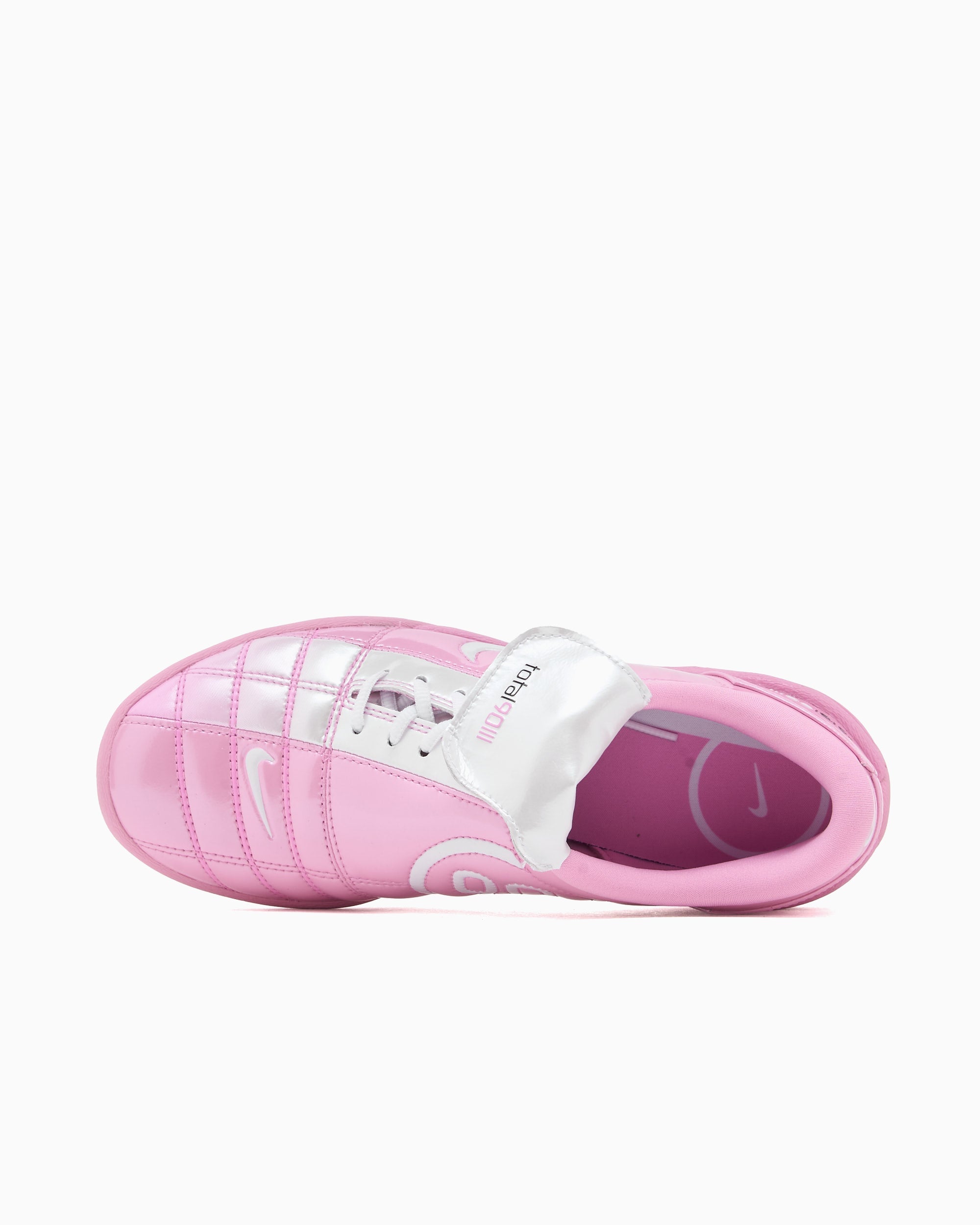 Nike Women's Total 90 SE