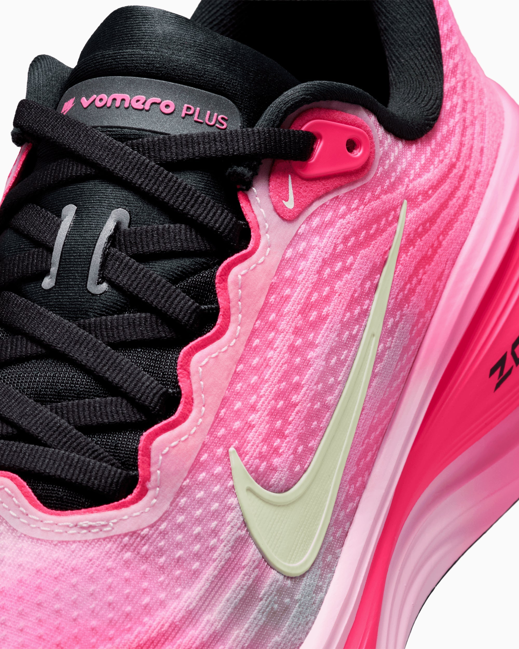 Nike Women's Vomero Plus